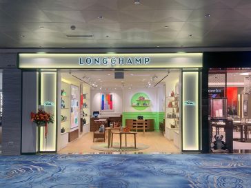 Longchamp - Airport Terminal 1